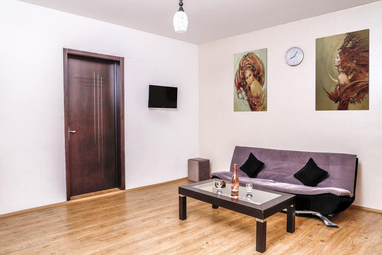 Hotel Monaco Tbilisi Bagian luar foto