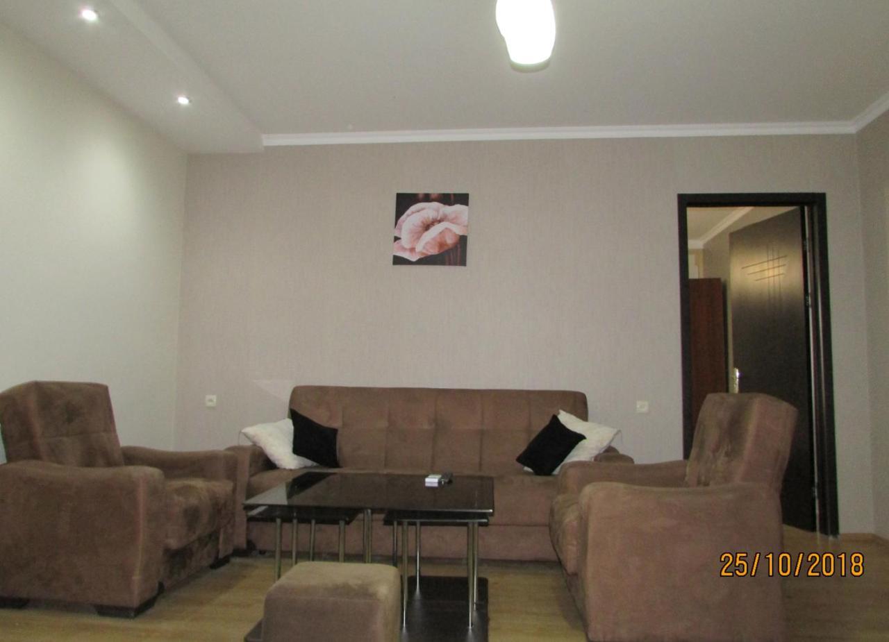 Hotel Monaco Tbilisi Bagian luar foto