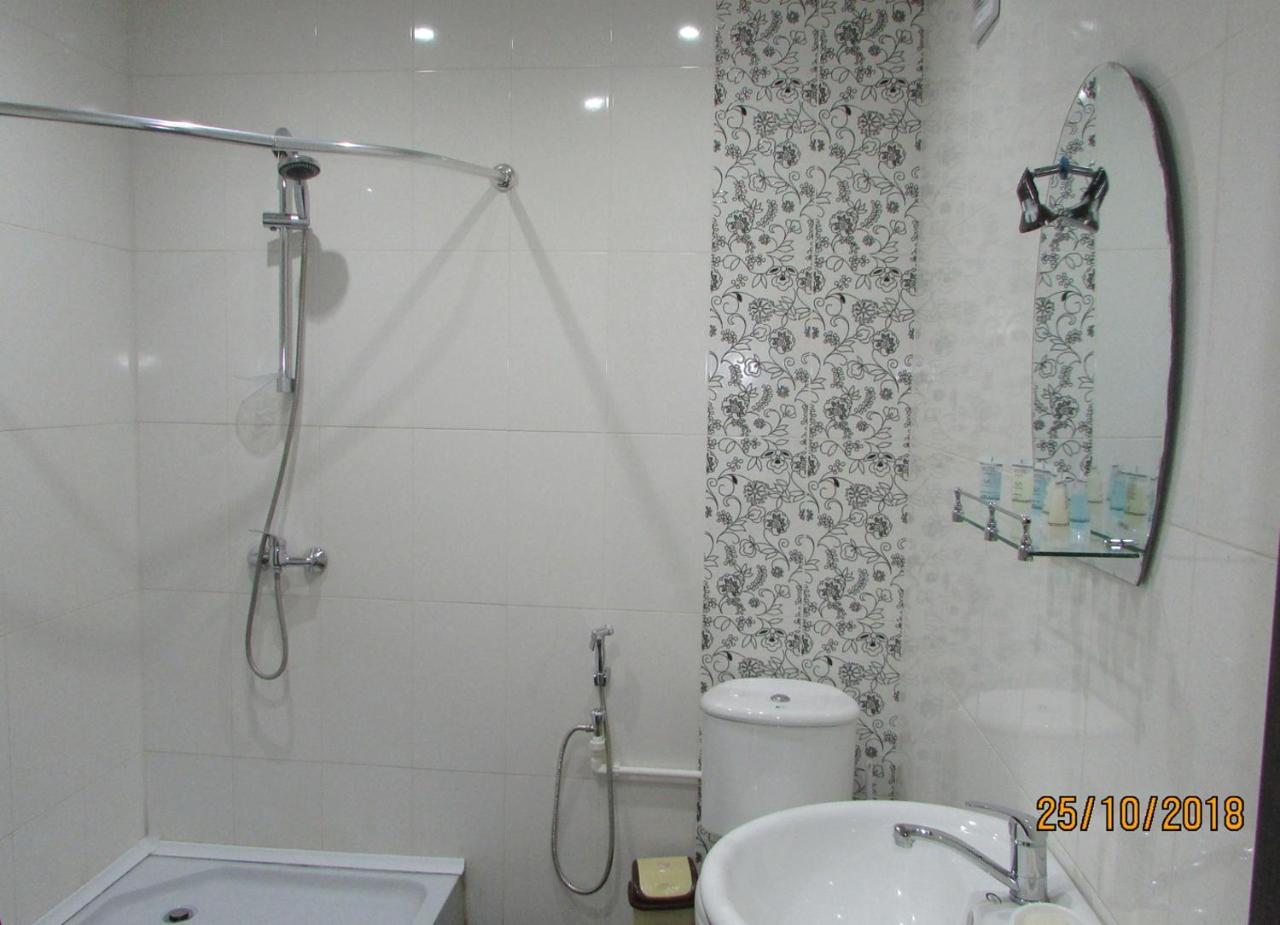 Hotel Monaco Tbilisi Bagian luar foto