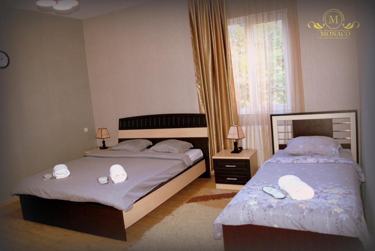 Hotel Monaco Tbilisi Bagian luar foto
