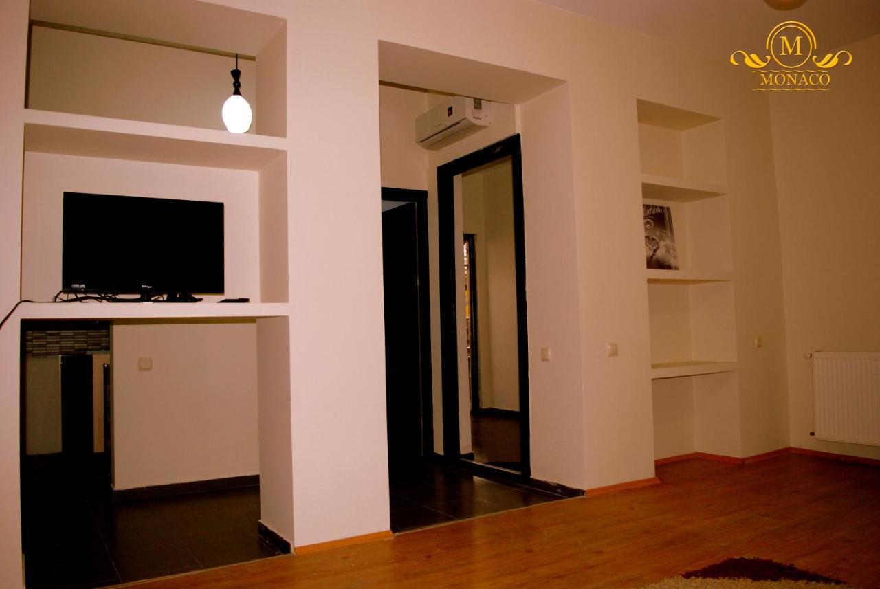 Hotel Monaco Tbilisi Bagian luar foto