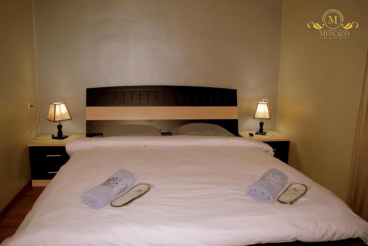 Hotel Monaco Tbilisi Bagian luar foto