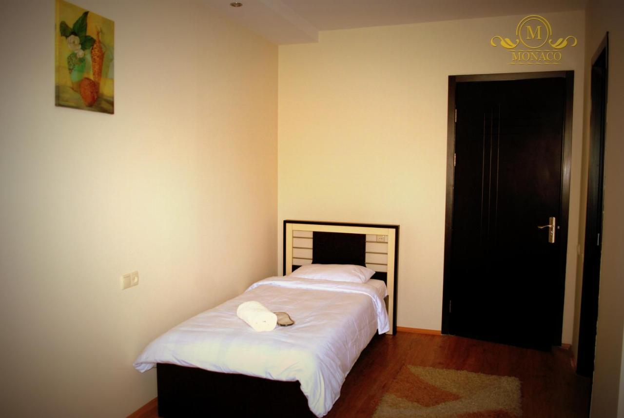 Hotel Monaco Tbilisi Bagian luar foto