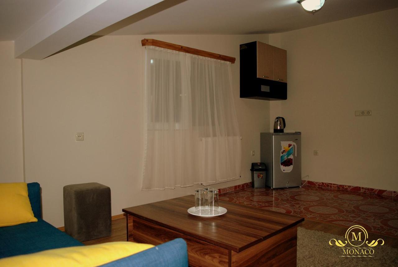 Hotel Monaco Tbilisi Bagian luar foto